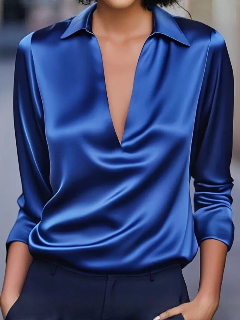 Women’s Blouse | Long Sleeve Collared V-Neck