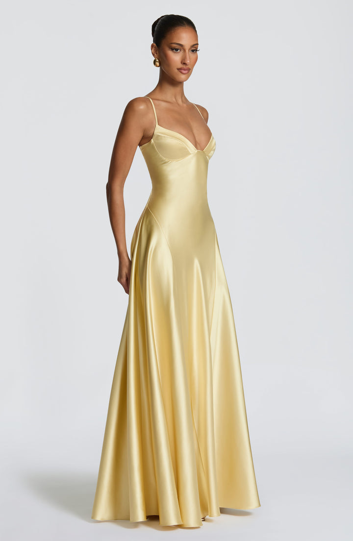 Elara | Women&