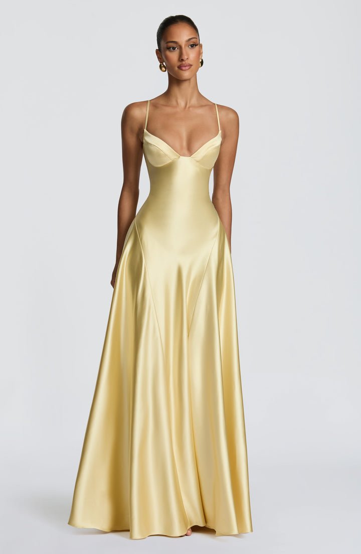 Elara | Women&